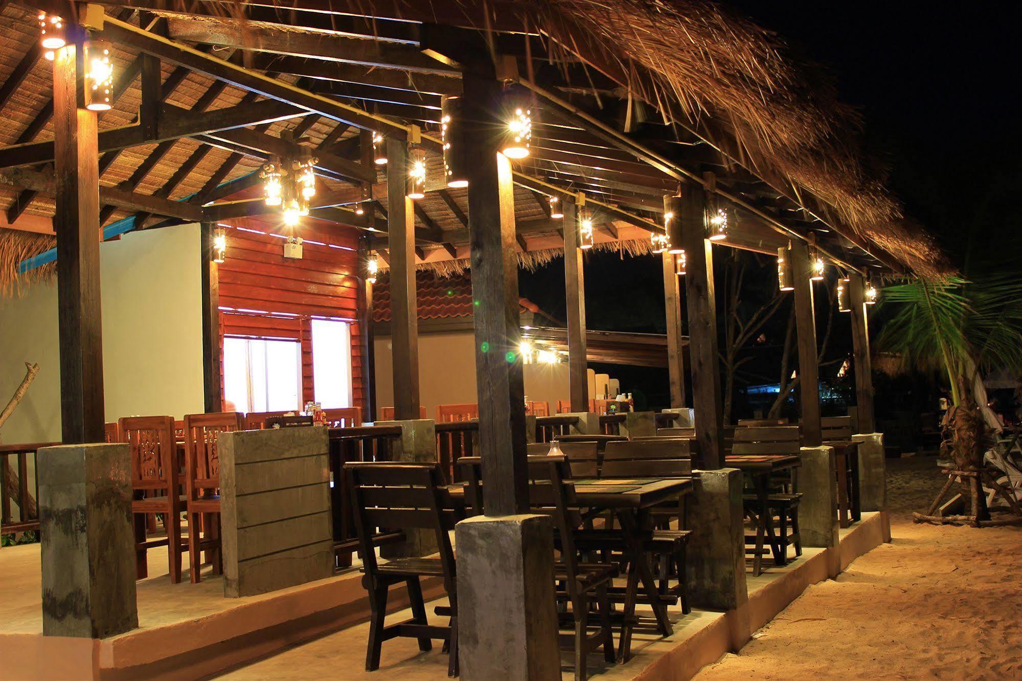 Peace Paradise Beach Ko Lanta Екстериор снимка